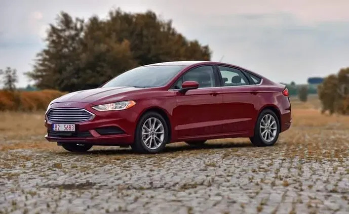 ford fusion podkarpackie Ford Fusion cena 48900 przebieg: 70000, rok produkcji 2017 z Białystok